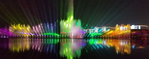 水舞灯光秀在城市中的作用