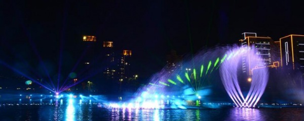 音乐喷泉升级改造大型水舞声光秀